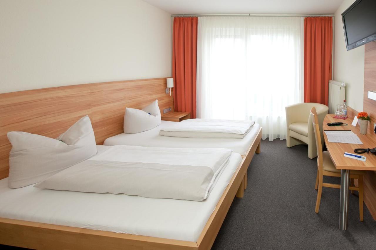 Hotel Weissach Am Neuenbuehl Oda fotoğraf